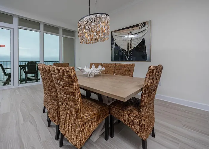 Phoenix Gulf Towers 2106 Apartment *